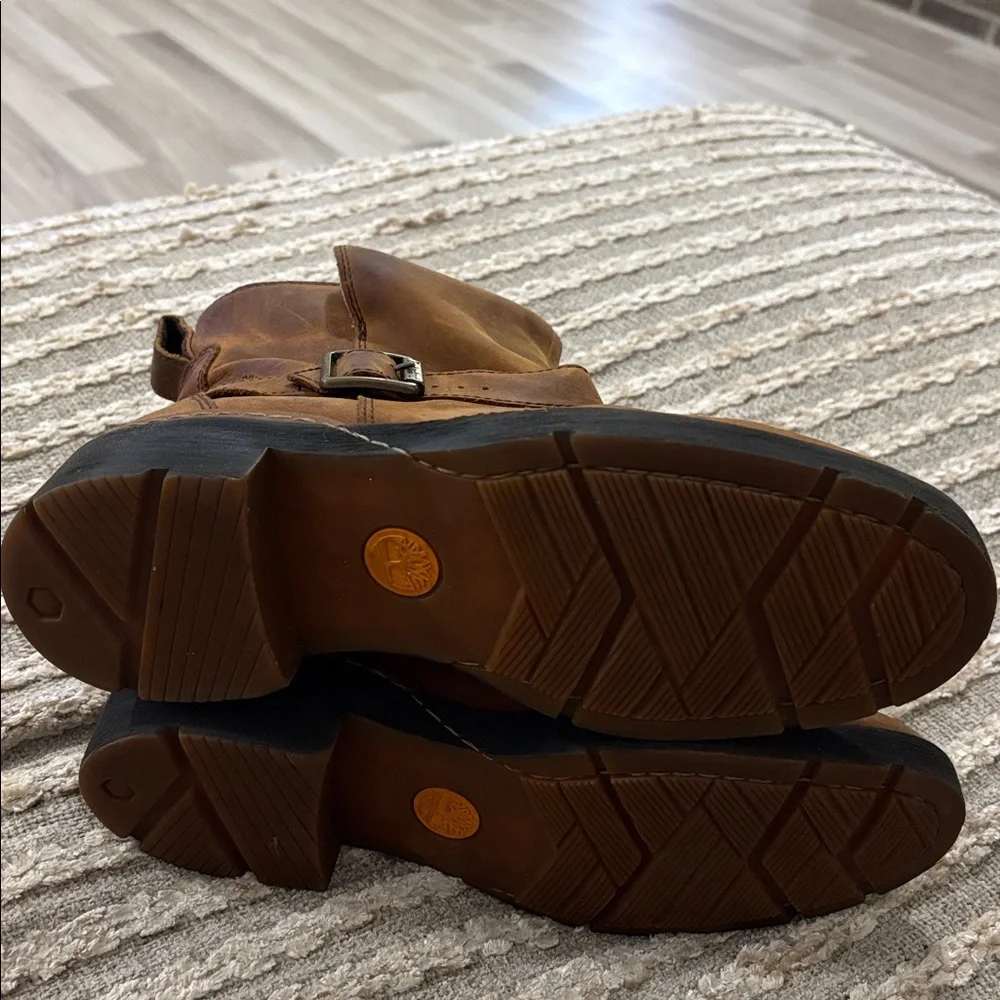 TIMBERLAND Graceyn Biker Wp Distressed Brown Leather Ankle Mid Boots with Buckle